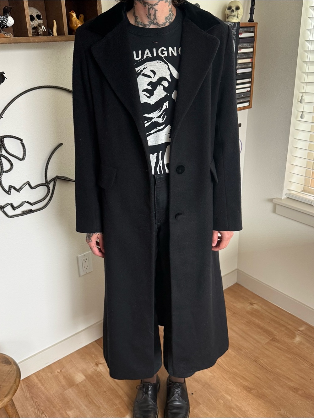 Vintage 90s Black Wool Lined Maxi Overcoat Velvet Collar ~ Size 6 /Small